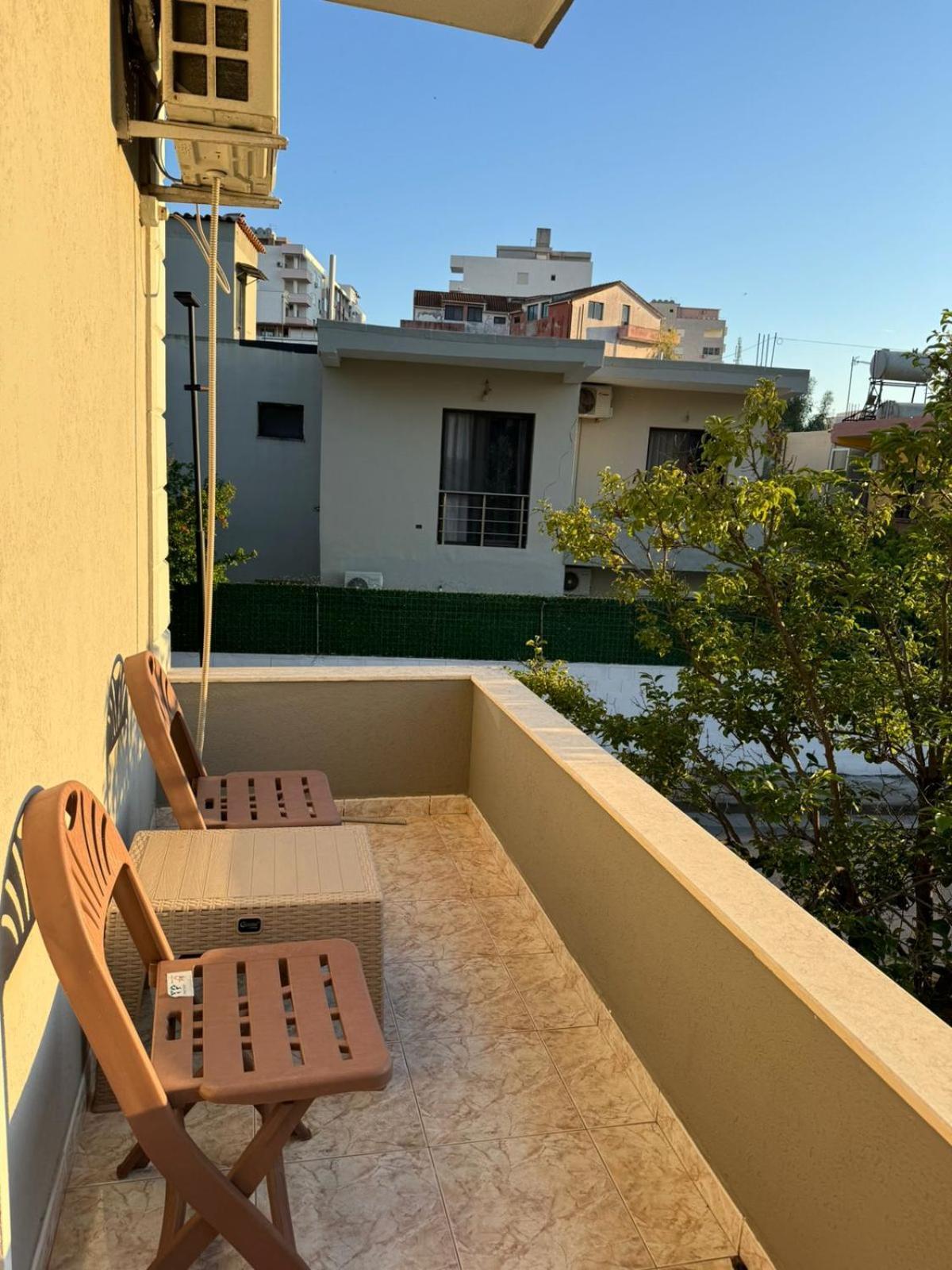 Melas Villa Durres Exterior photo