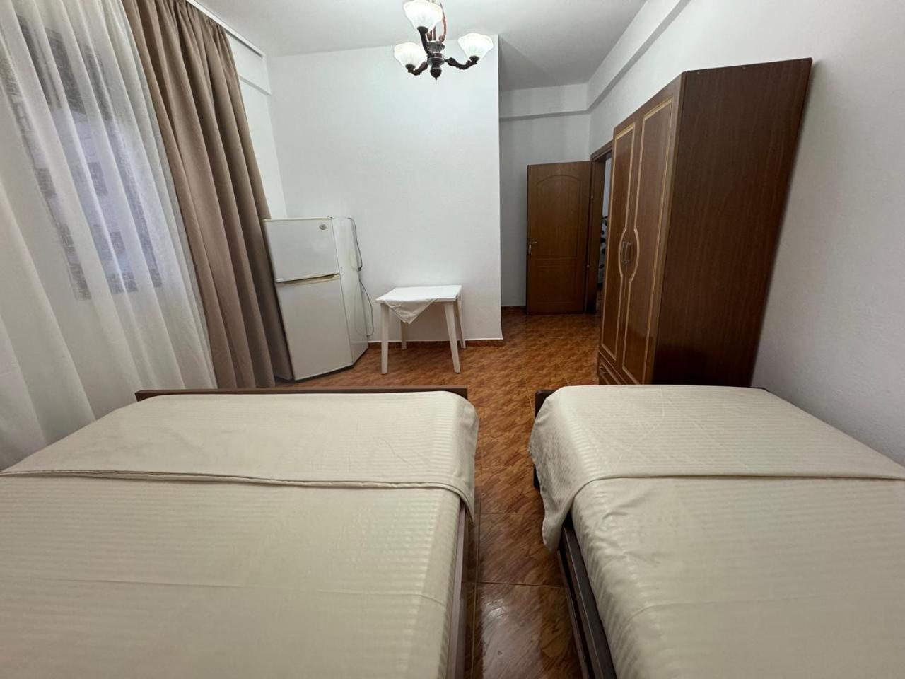 Melas Villa Durres Exterior photo