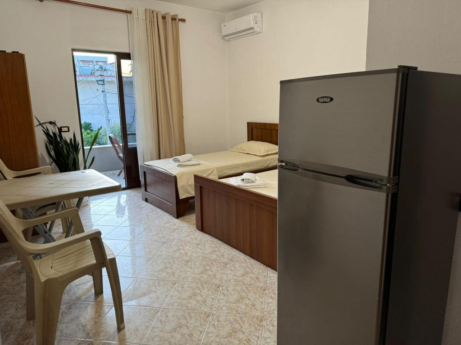 Melas Villa Durres Exterior photo
